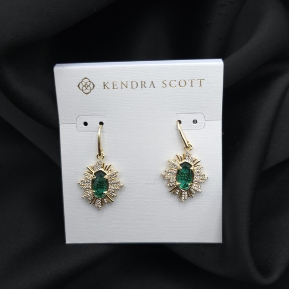 KENDRA SCOTT New Grayson Sunburst Green Crystal Gold Drop Dangle Earrings